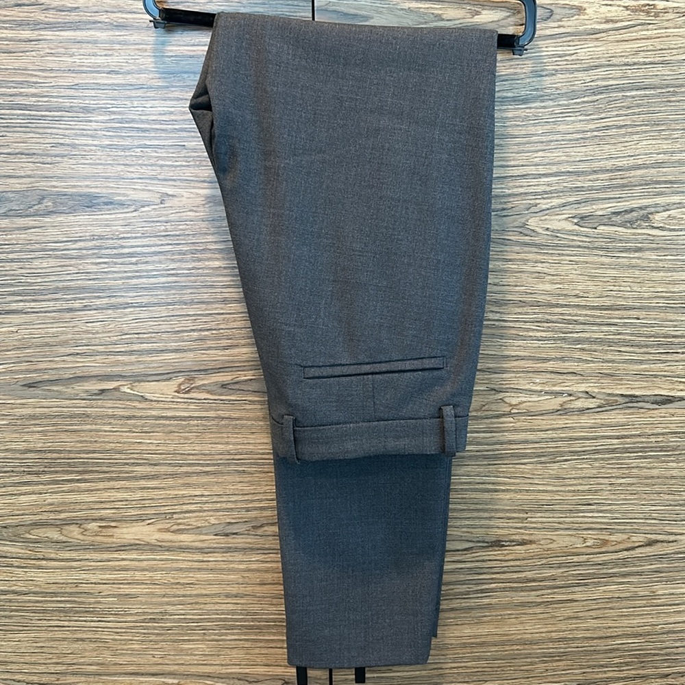 Theory Zaine Stretch Wool Pant in Grey | Size 33